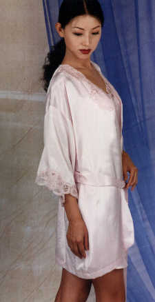 wga2001.jpg (17810 bytes)