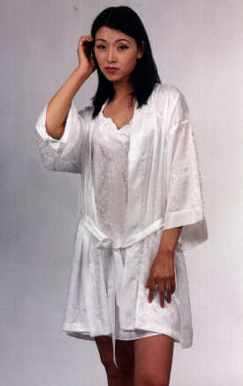 wga2018c.jpg (19480 bytes)